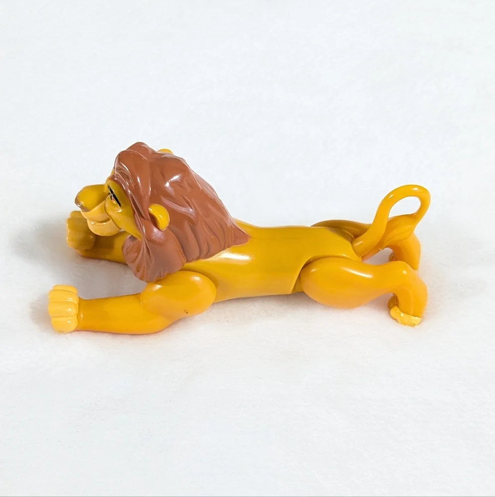 ❤️ Disney Lion King Mufasa Burger King Action Figure
